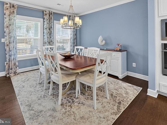 3rd image of 22150 Dune Cir
