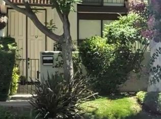 22257 1/4 Erwin St, Los Angeles, CA 91367