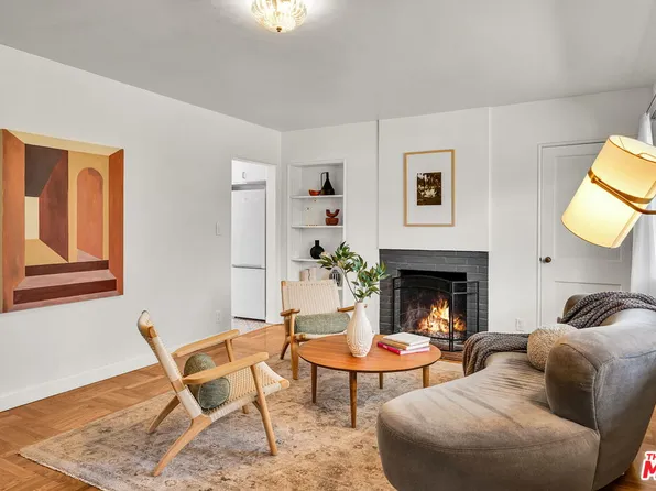 5226 Village Grn, Los Angeles, CA 90016