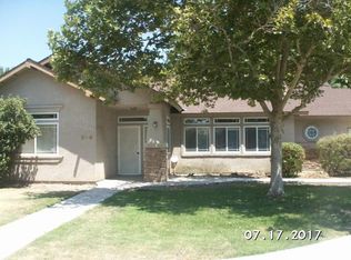 2136 S Columbus Ct, Visalia, CA 93277