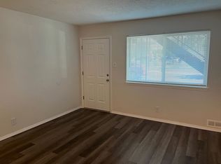 437 Mesilla St SE UNIT 102, Albuquerque, NM 87108