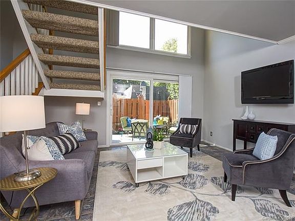 3rd image of 3508 Colony Rd APT C