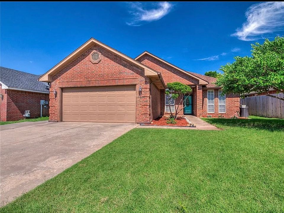1st image of 4704 Fawn Run Dr