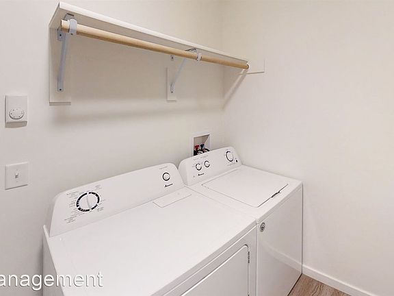 2nd image of 1633 Windrow Dr #3C