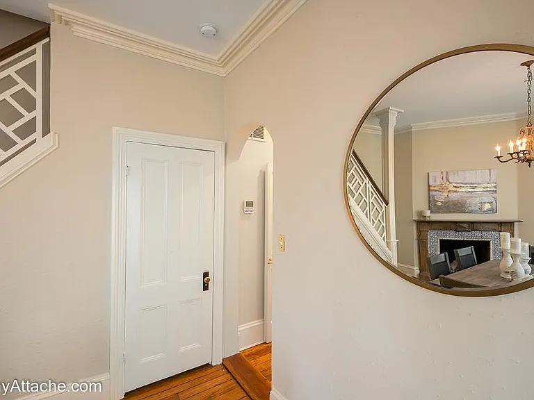 24 3rd St NE — Photo 37