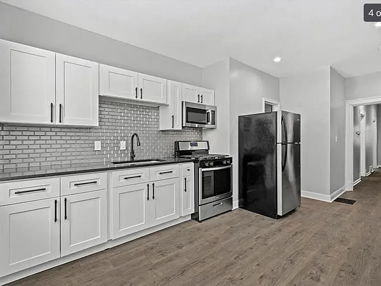 3326 Hardie Way — Photo 8