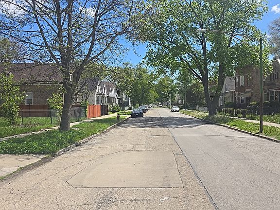 5th image of 132 W 113th St