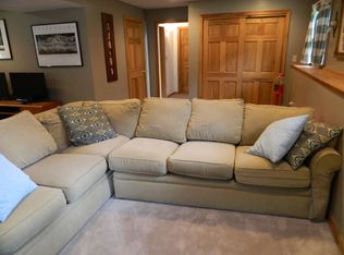 8 Brook Cir, Hanover, MA 02339