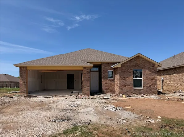 10896 S 272nd Ave, Coweta, OK 74429