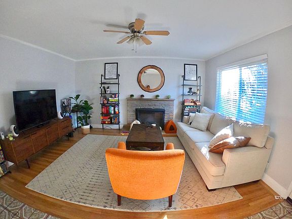 2nd image of 1244 Farringdon Dr