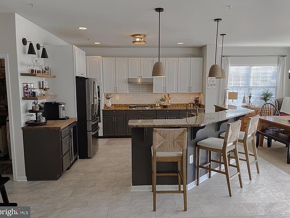 3rd image of 21345 Fairwood Ct