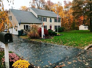 10 Inverness Ct, Cheshire, CT 06410