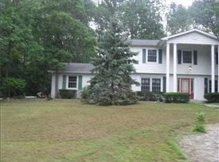 7901 Windhill Dr, Indianapolis, IN 46256