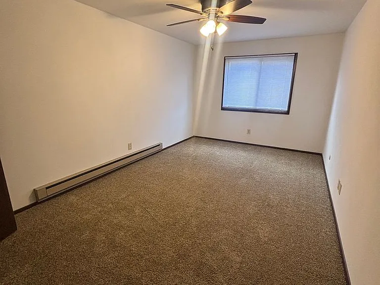 2120 Meadow Ln #1-12 — Photo 6