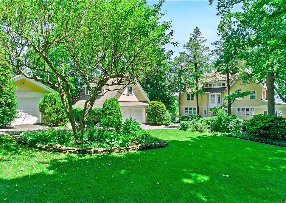 1st image of 4 Salisbury Pl