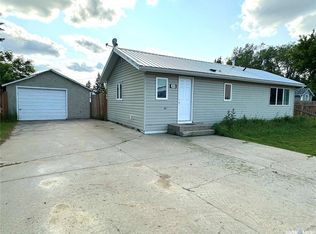 1412 2nd Ave, Edam, SK S0M0V0