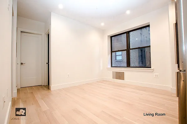 Rented by Jonis Realty | media 26