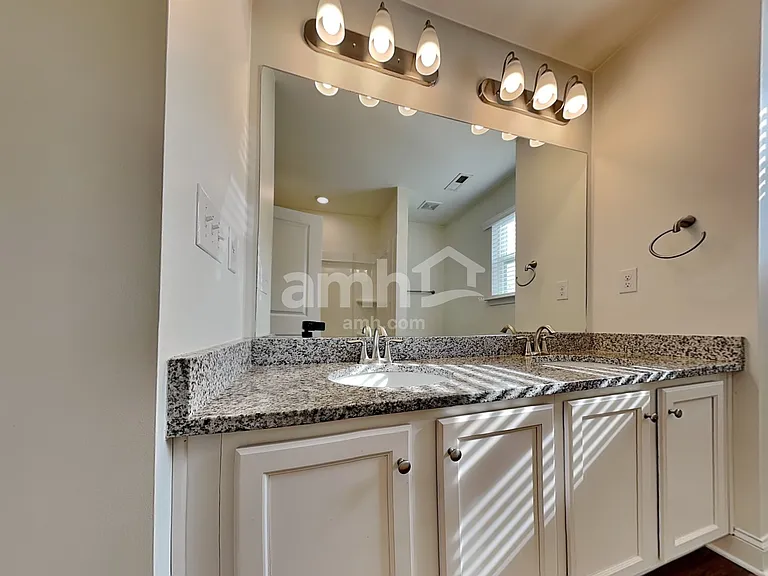 2030 Brook Enclave Trl — Photo 23
