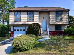 2 Wayland Ct, Columbia, SC 29229