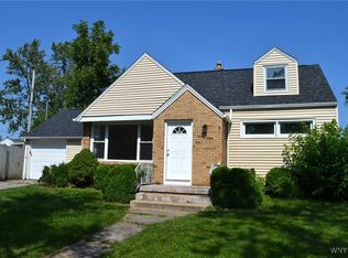960 Parkhurst Blvd, Tonawanda, NY 14150