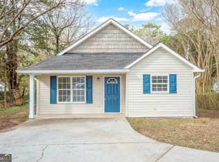 715 E McIntosh Rd, Griffin, GA 30223