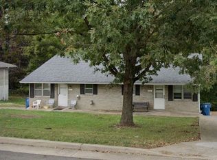 450 Hutton Ln #A, Jefferson City, MO 65101