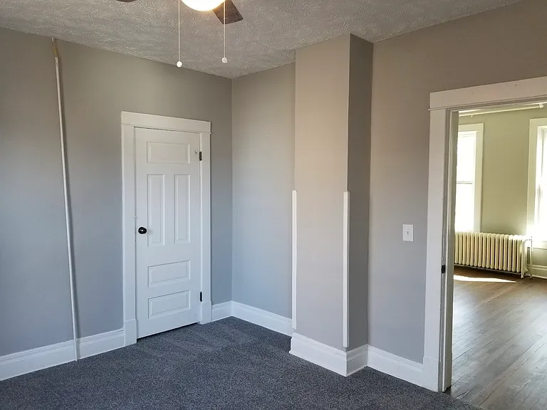 4839 Leavenworth St #1 — Photo 12