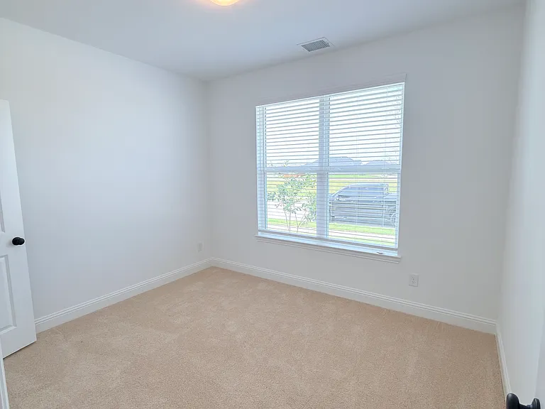 1809 Gleasondale Dr — Photo 4