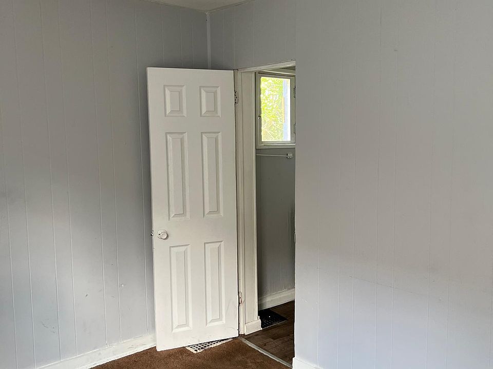 1st image of 2706 E New York St #1