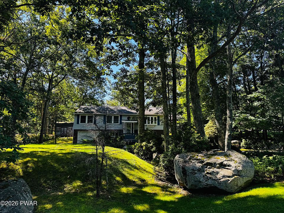 1st image of 223 Maple Ridge Dr