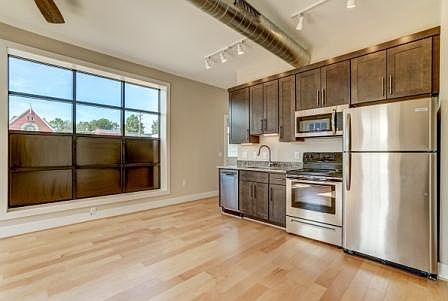 1st image of 604 St James St #B