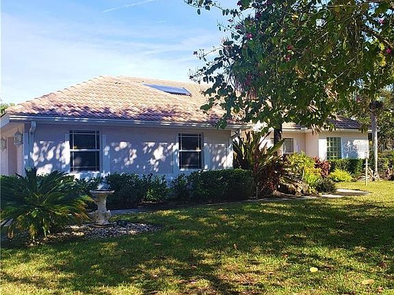 2nd image of 8557 Greenside Ct