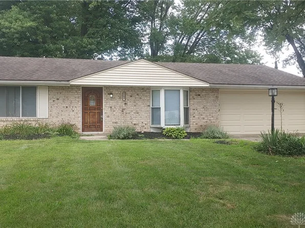 4244 Bellemead Dr, Bellbrook, OH 45305