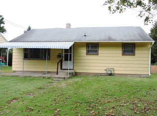 1706 Rosebriar Ln, Stroudsburg, PA 18360