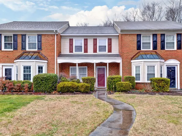 50 Corwin Cir, Hampton, VA 23666