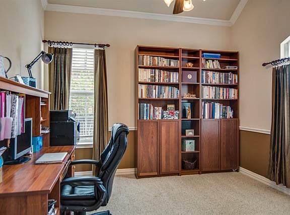 5th image of 4204 Boxwood Dr
