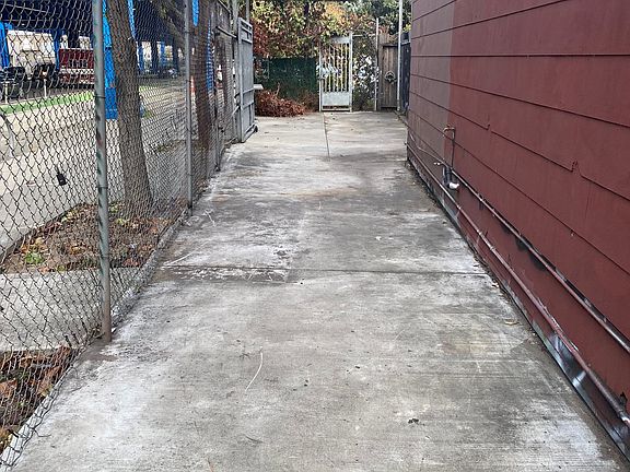 4th image of 1701-1717 Folsom St