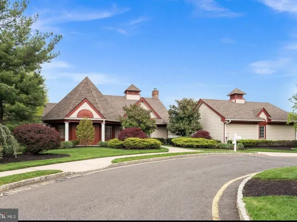 3228 Sayre Dr, Princeton, NJ 08540