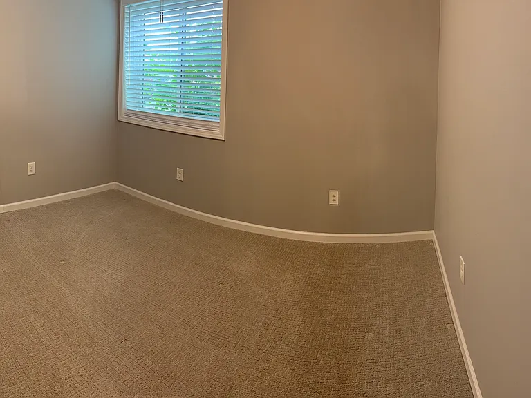 1722 Monroe St — Photo 8