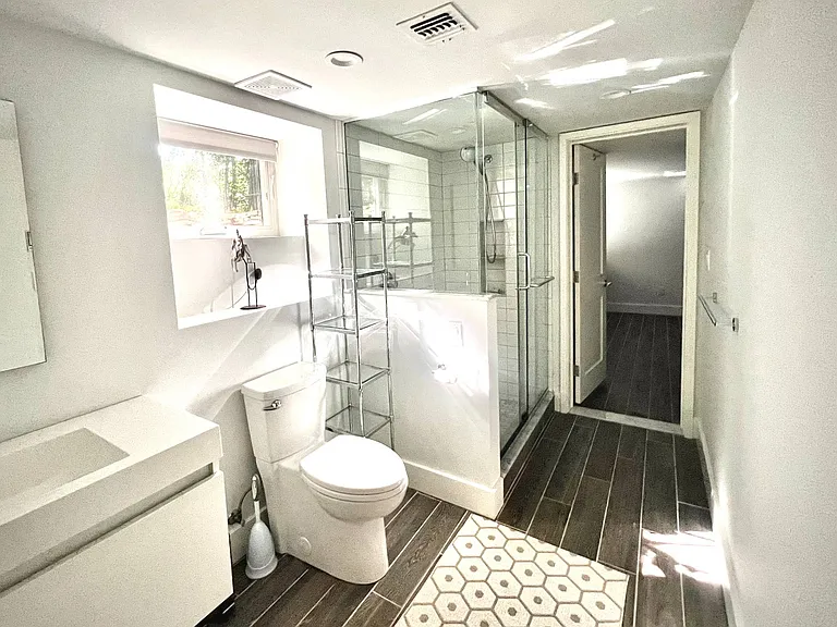 71 Island View Dr W — Photo 32
