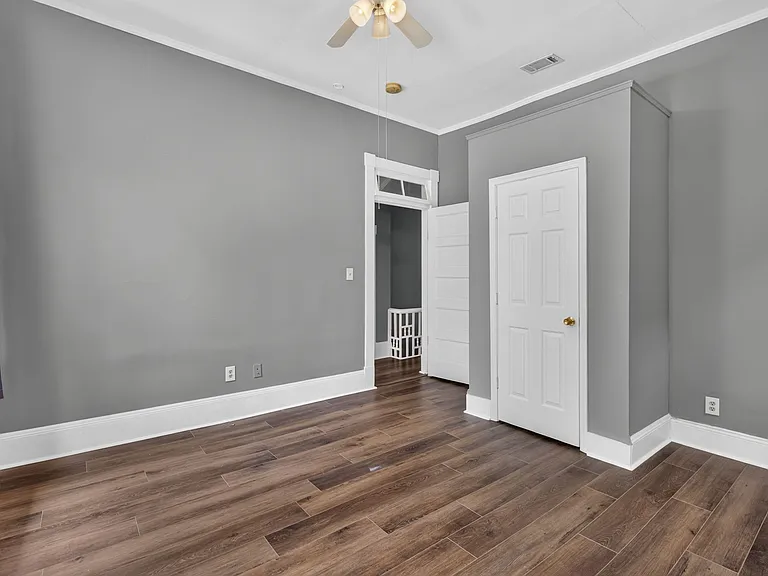 1419 Barnard St #B — Photo 13