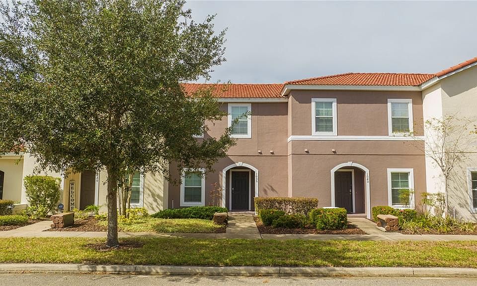 1st image of 1030 LAS FUENTES DRIVE