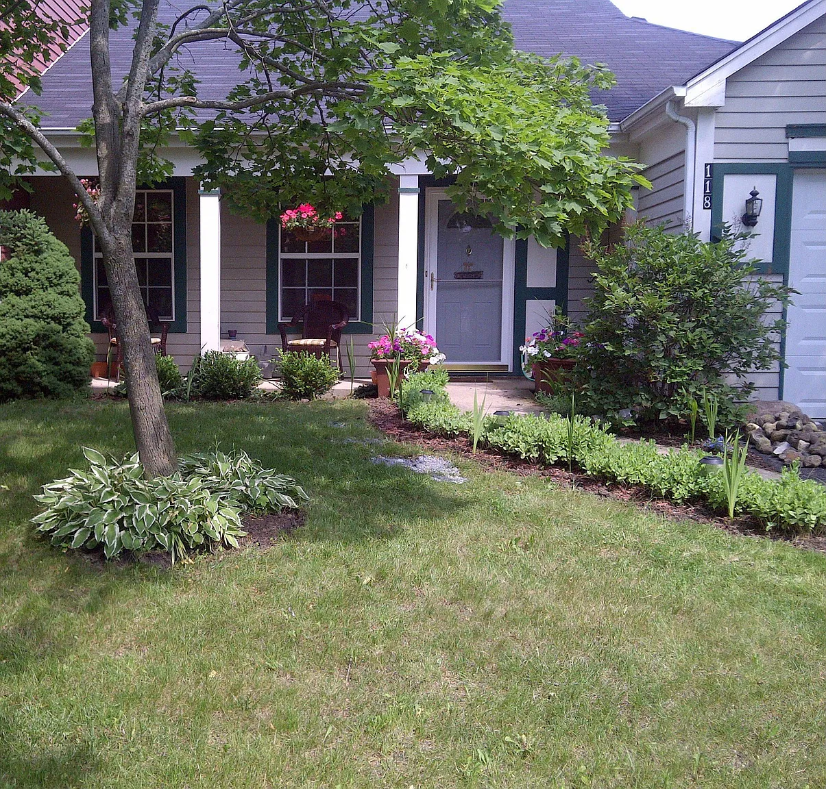 118 Sandhurst Rd photo 1