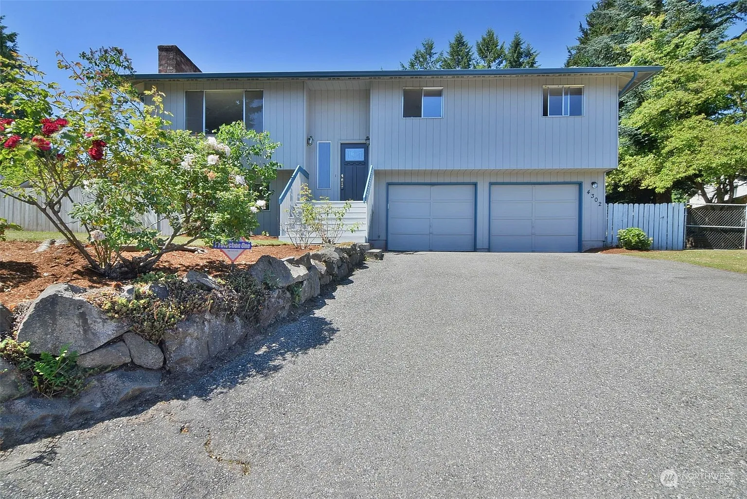 4302 Grand Avenue photo 1
