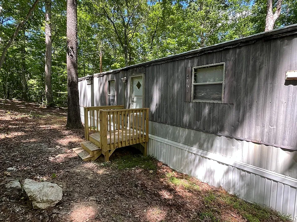 1535 Miles Moffitt Rd #3