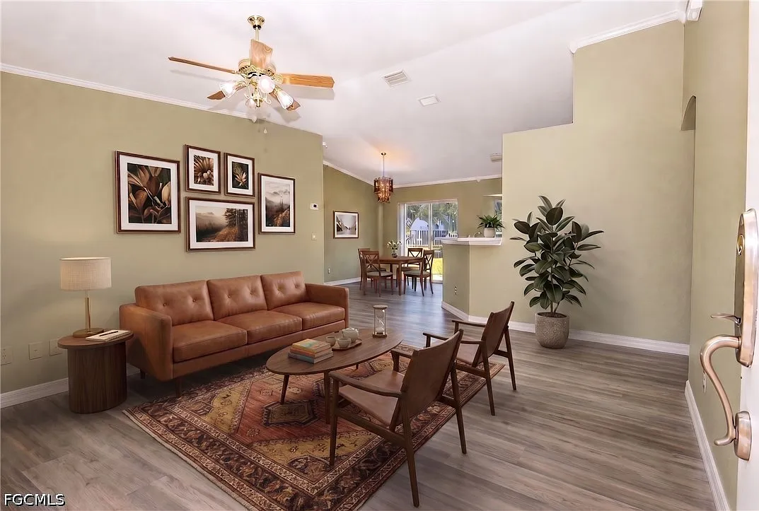 3 bed, 2.0 bath, 1224 sqft, $1,700 — Photo 2