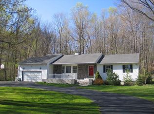 163 Middle River Rd, Danbury, CT 06811