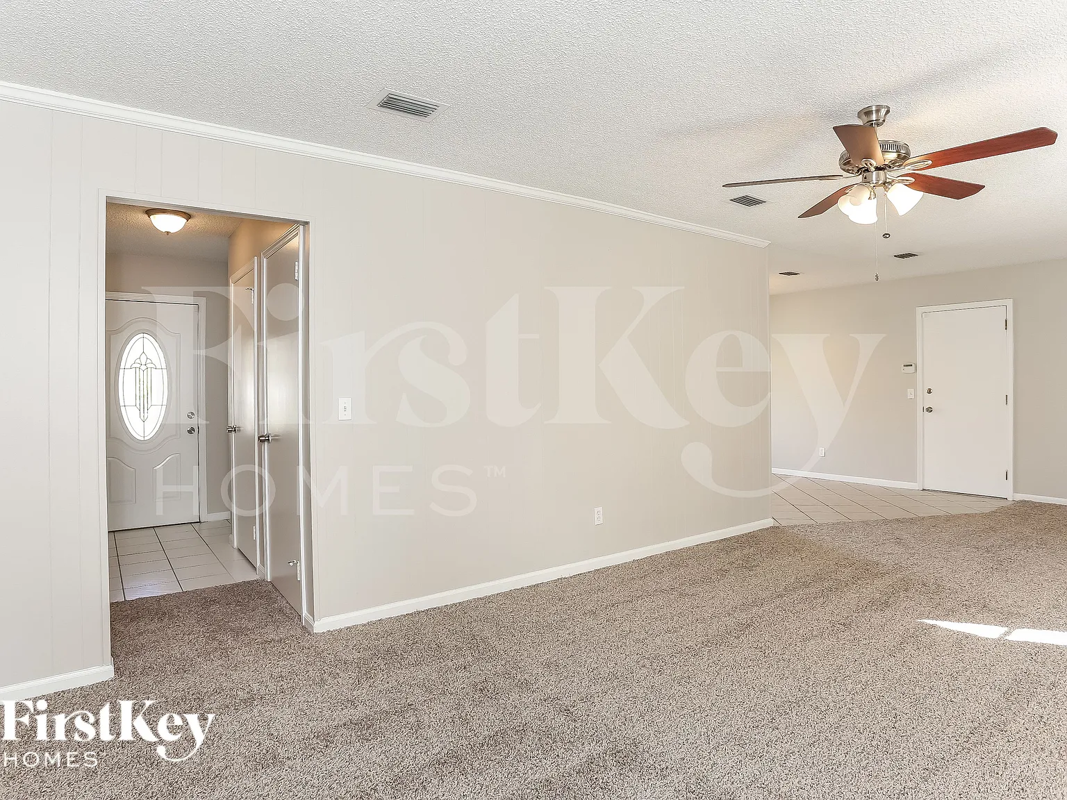 3 bed, 2.0 bath, 1277 sqft, $1,885 — Photo 2