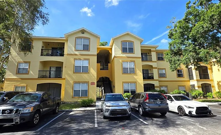 5618 Pinnacle Heights Cir #211 — Photo 1