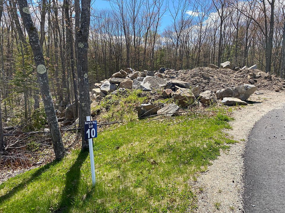 2nd image of 98 Mills Rd Lot 10
